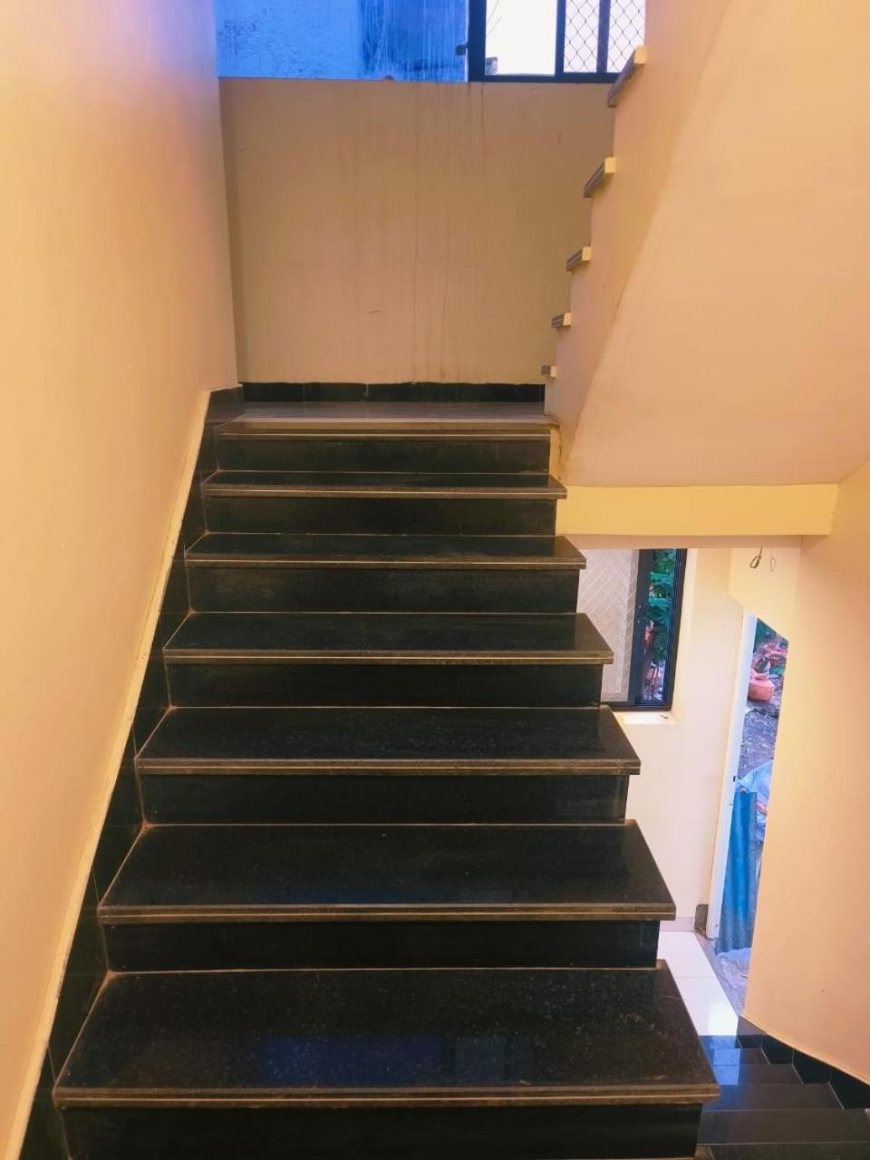Hotel Dev Kripa Ujjain Exterior foto